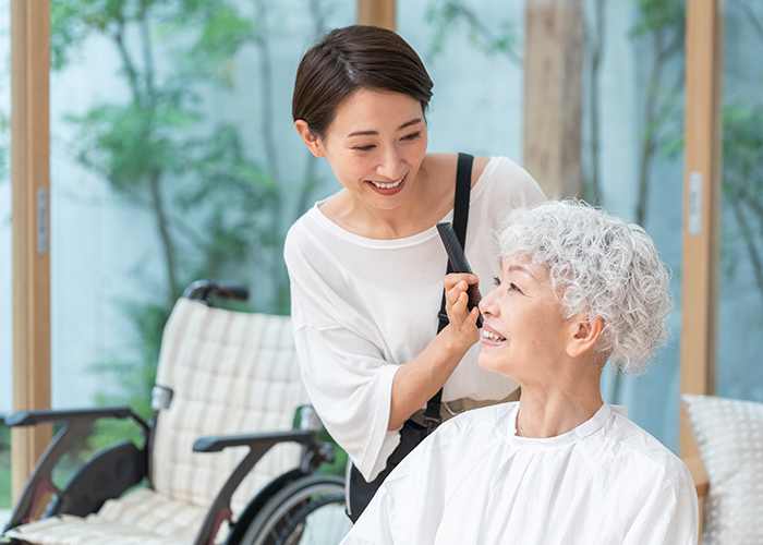 介護美容にも対応。訪問もご相談ください